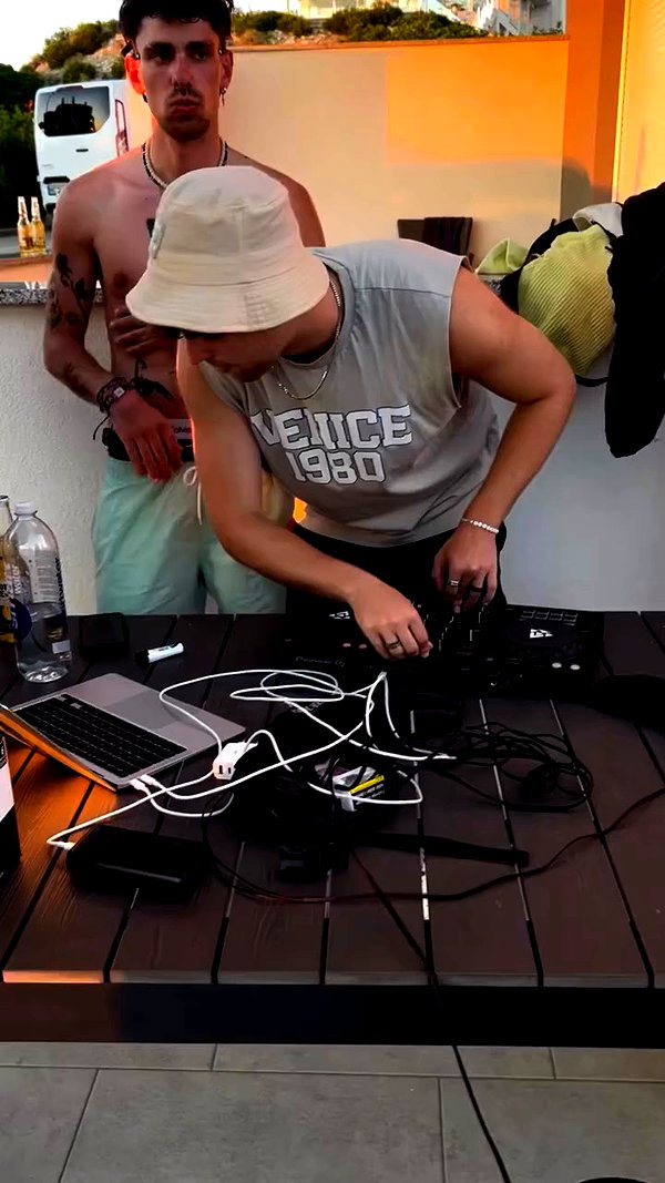 nina.kxs archive video preview