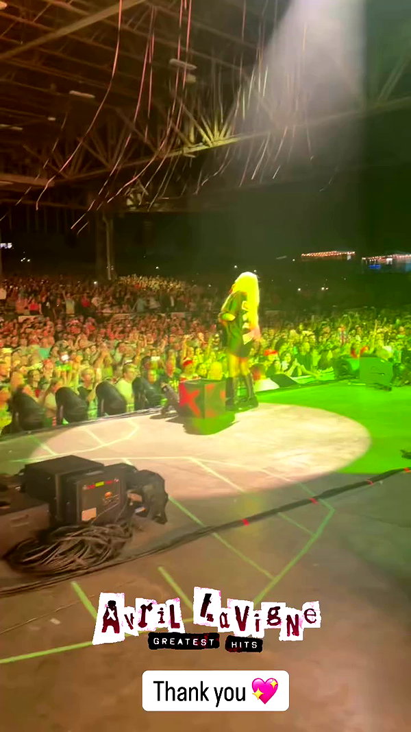 avrillavigne archive video preview
