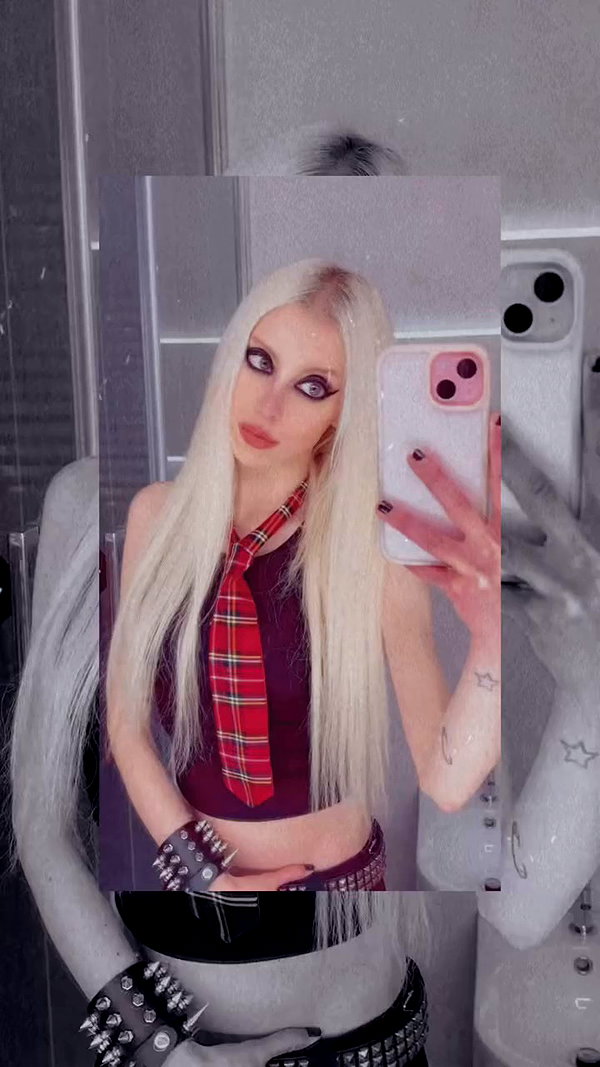 roxiechelon2 archive video preview