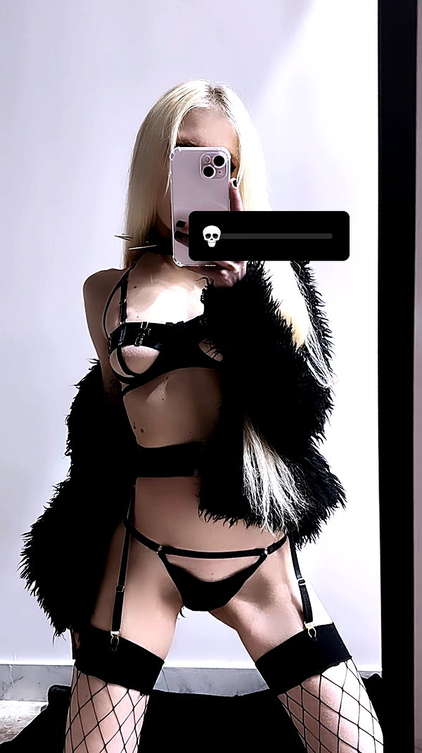 roxiechelon2 archive video preview