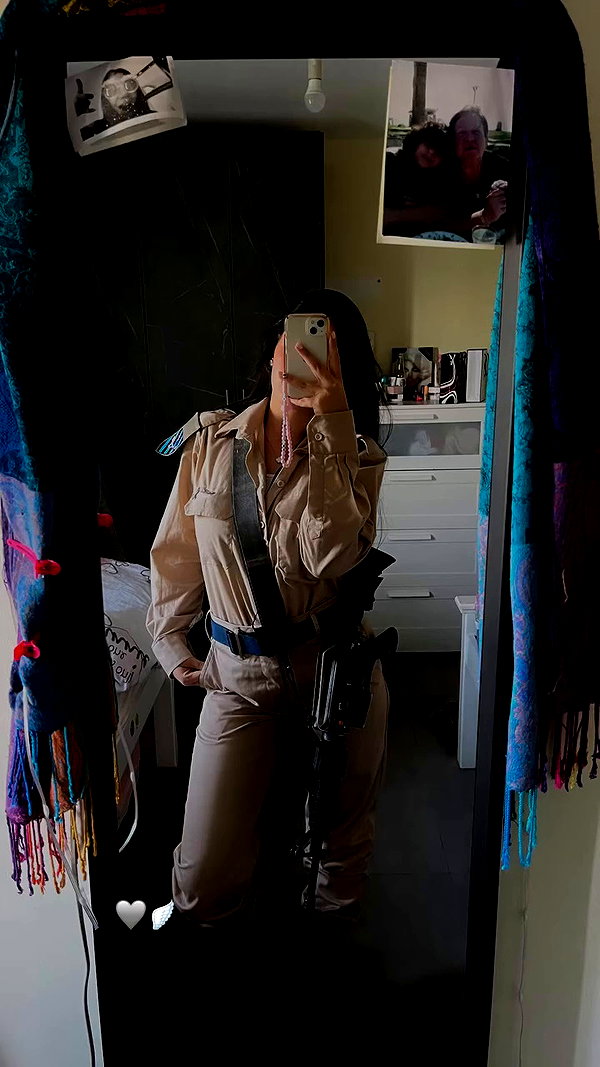 _b__eva__ archive video preview