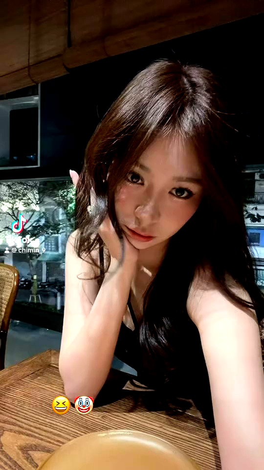 phuong.chi_ archive video preview