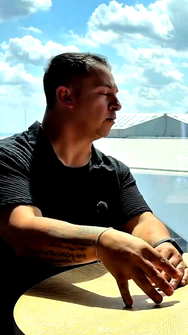 viva_la_vargas_ archive video preview