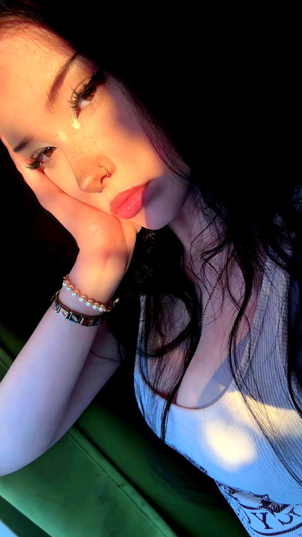 april._.ha archive video preview