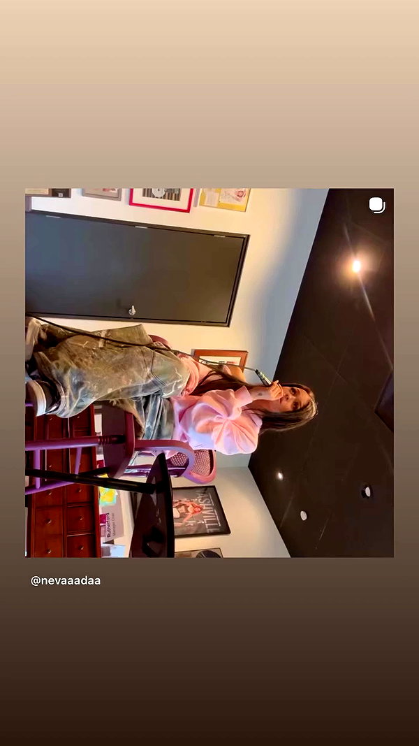 nevaaadaa archive video preview