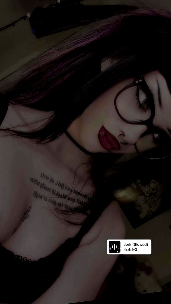 livindeadyaz archive video preview