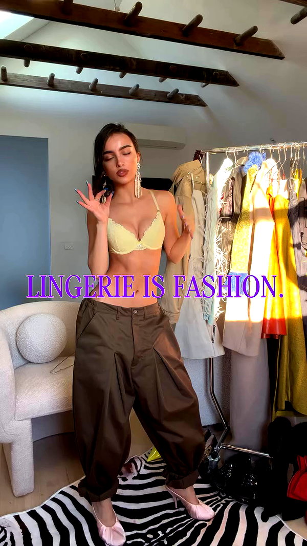ellachristo archive video preview