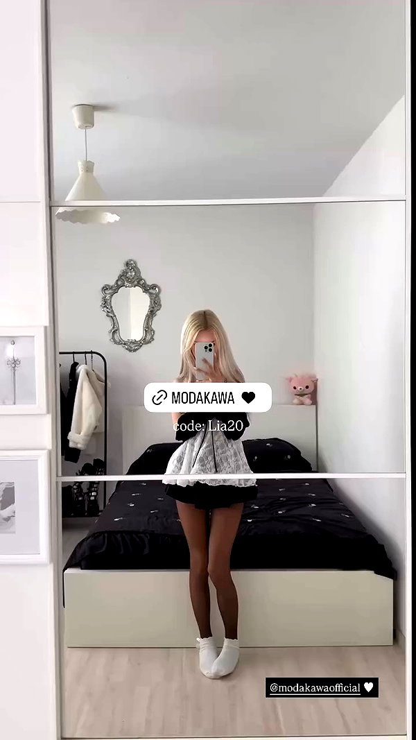 _lia.moon archive video preview