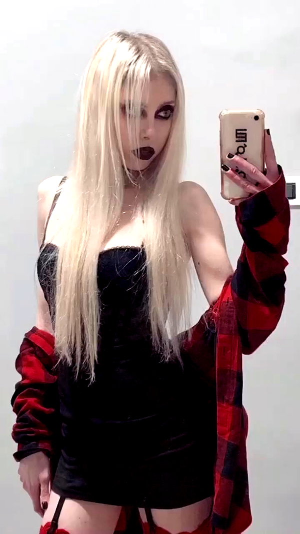 roxiechelon2 archive video preview