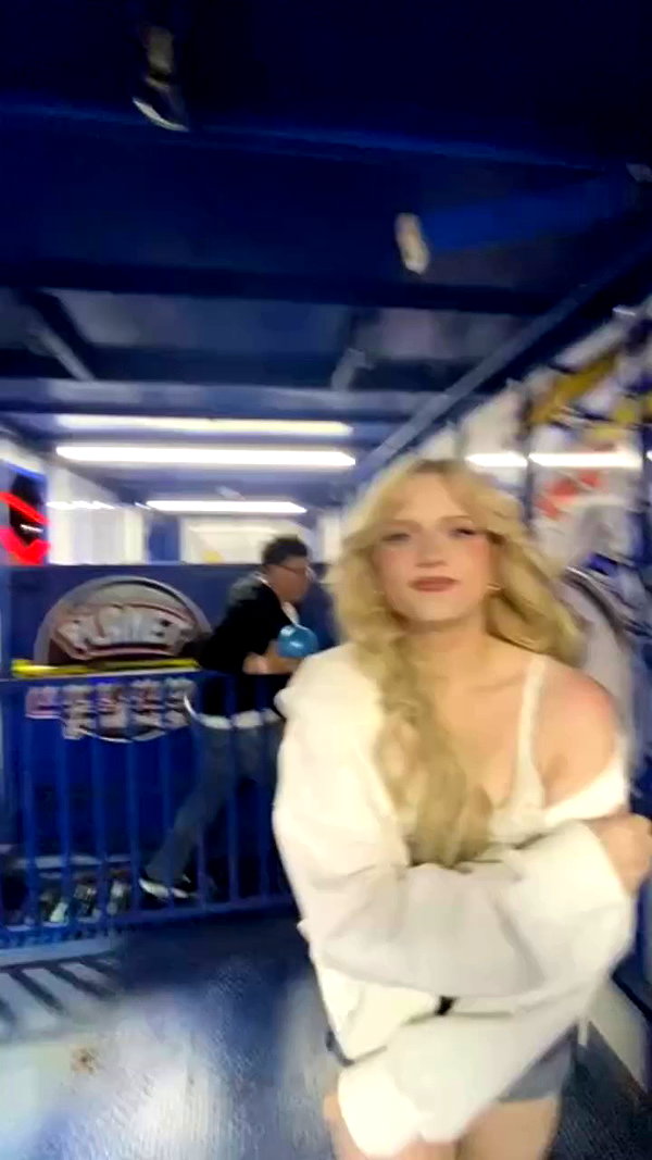 olivia.bolgerr archive video preview