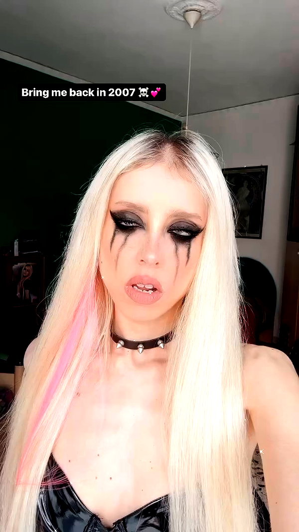 roxiechelon2 archive video preview