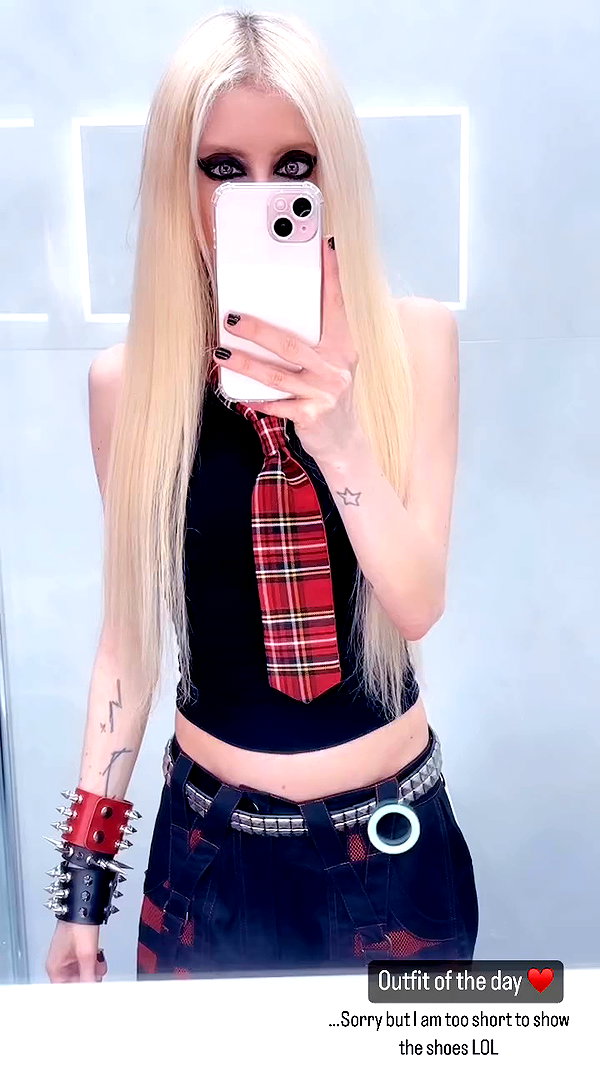roxiechelon2 archive video preview