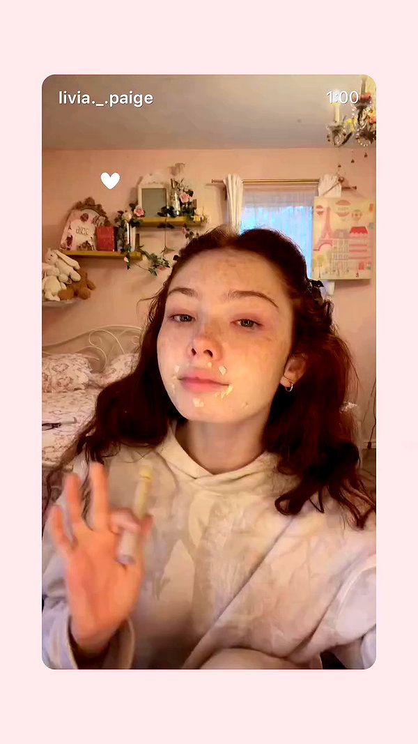 livia._.paige archive video preview
