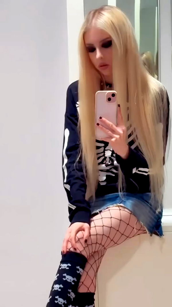 roxiechelon2 archive video preview
