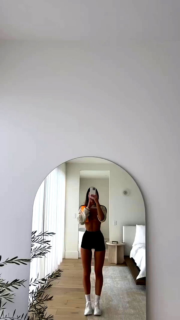 olivia.mathers archive video preview