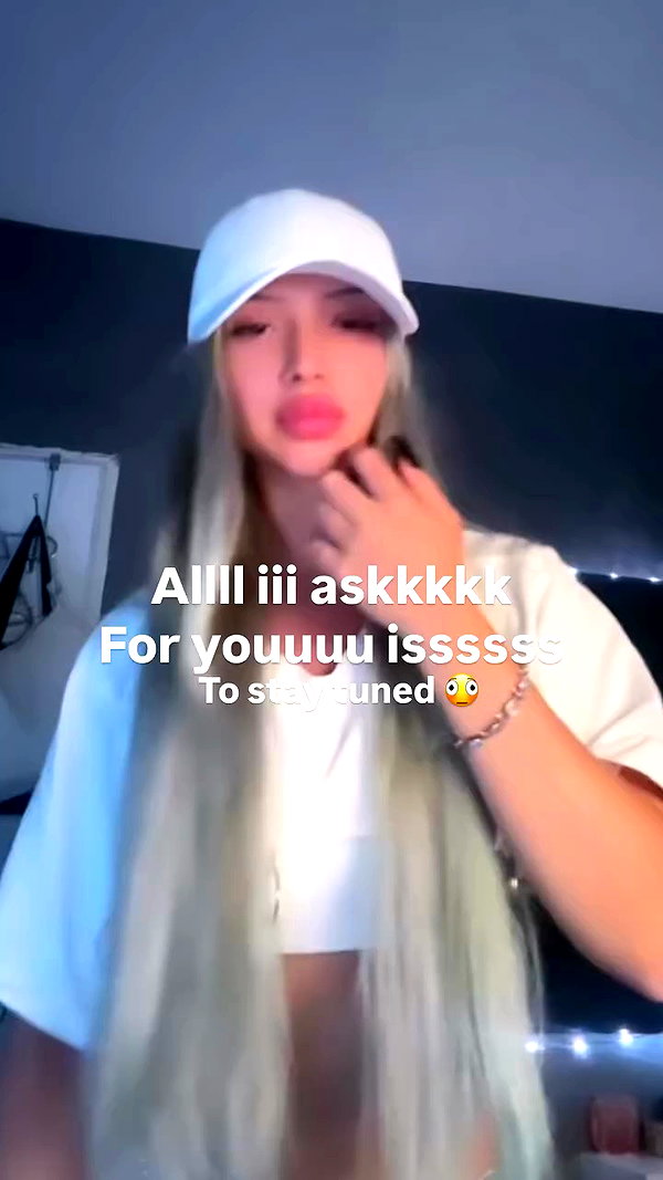elinmaliaa archive video preview