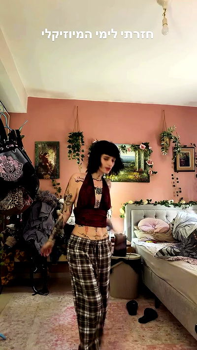 strawberryshanz strawberryshanz archive video