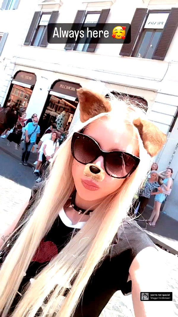 roxiechelon2 archive video preview