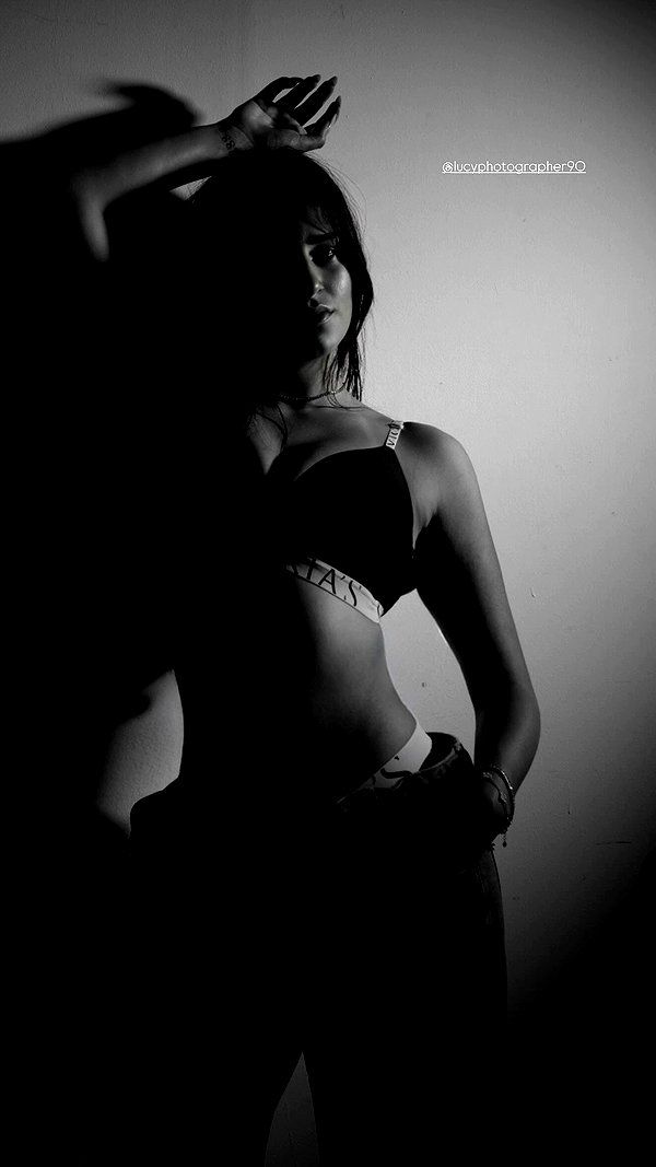 lia.lindner archive video preview
