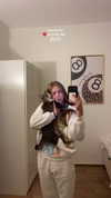 mishel_d_ Altpins Profile Picture