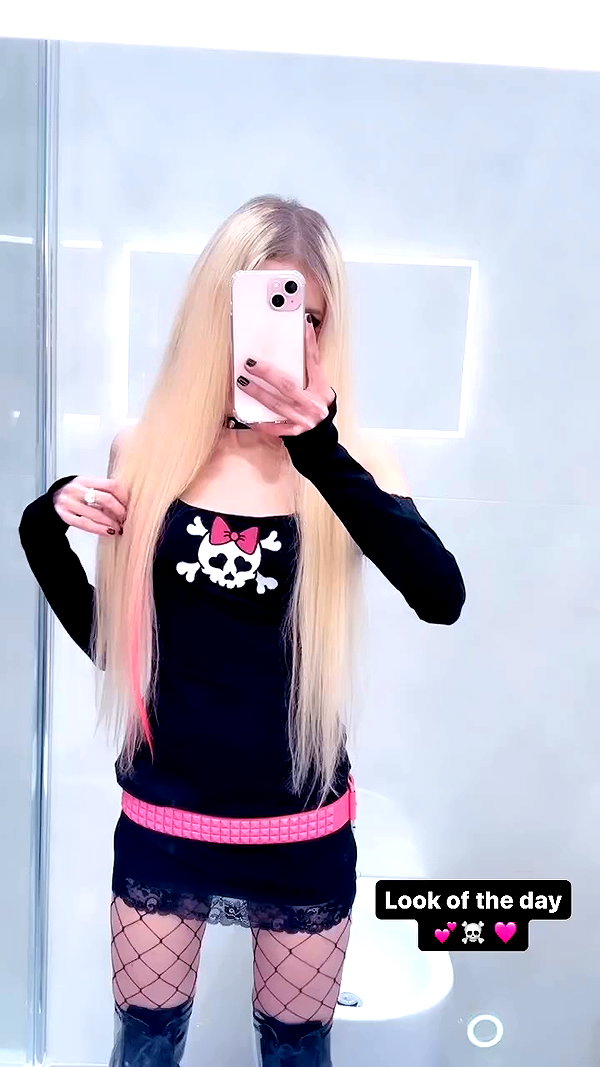 roxiechelon2 archive video preview