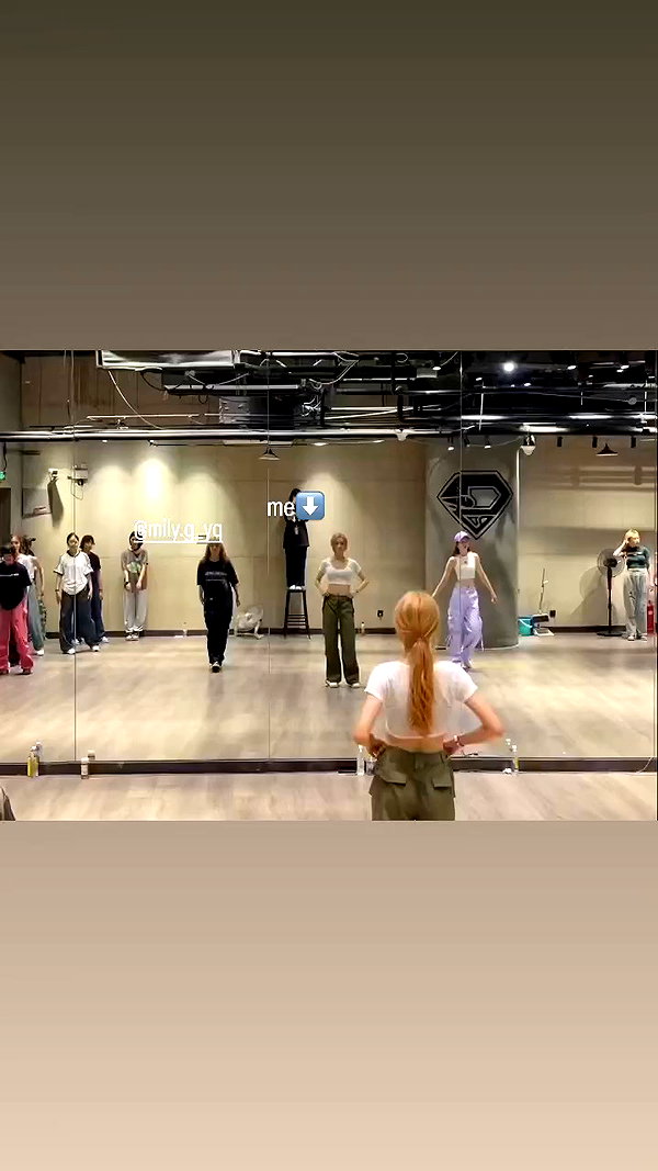 claire_is_miiii archive video preview