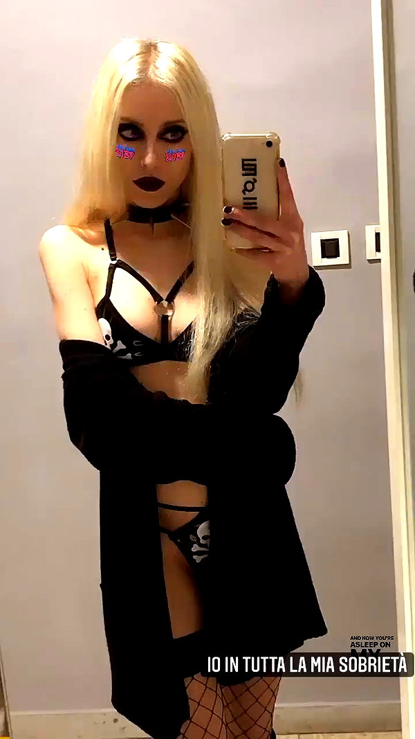 roxiechelon2 archive video preview