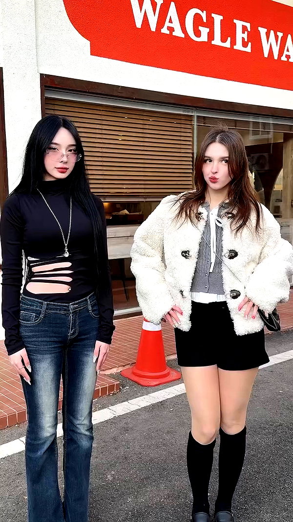 elina_4_22 archive video preview