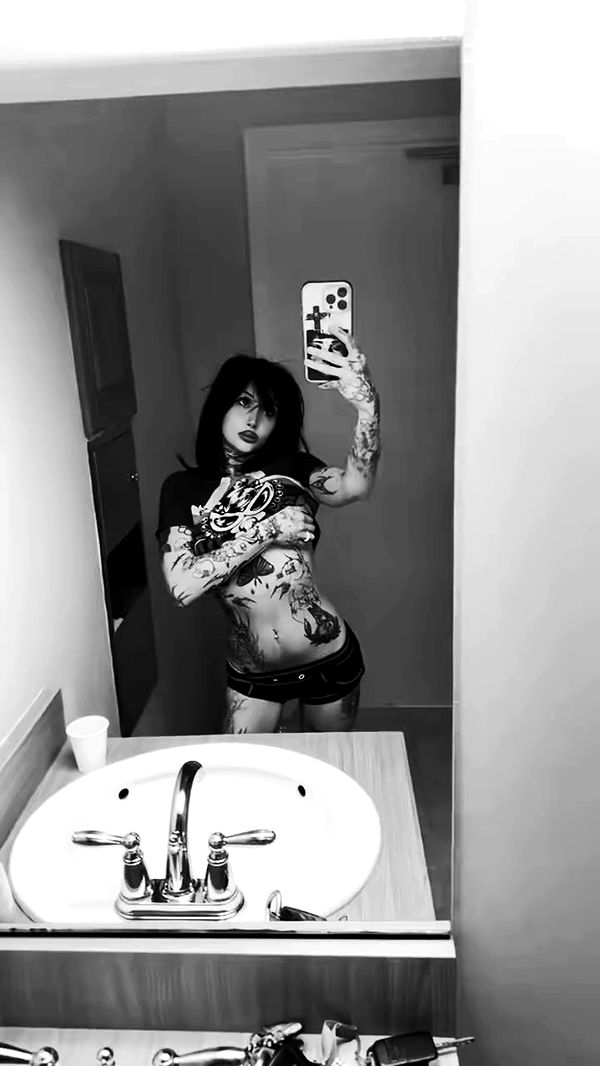 zommmbri archive video preview