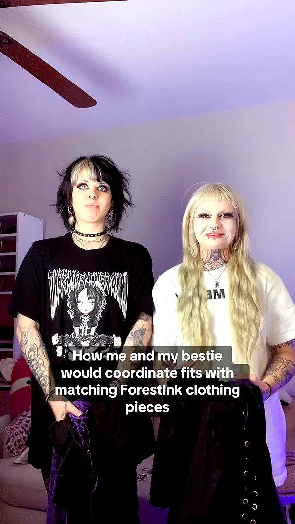 yeahimcaroline archive video preview