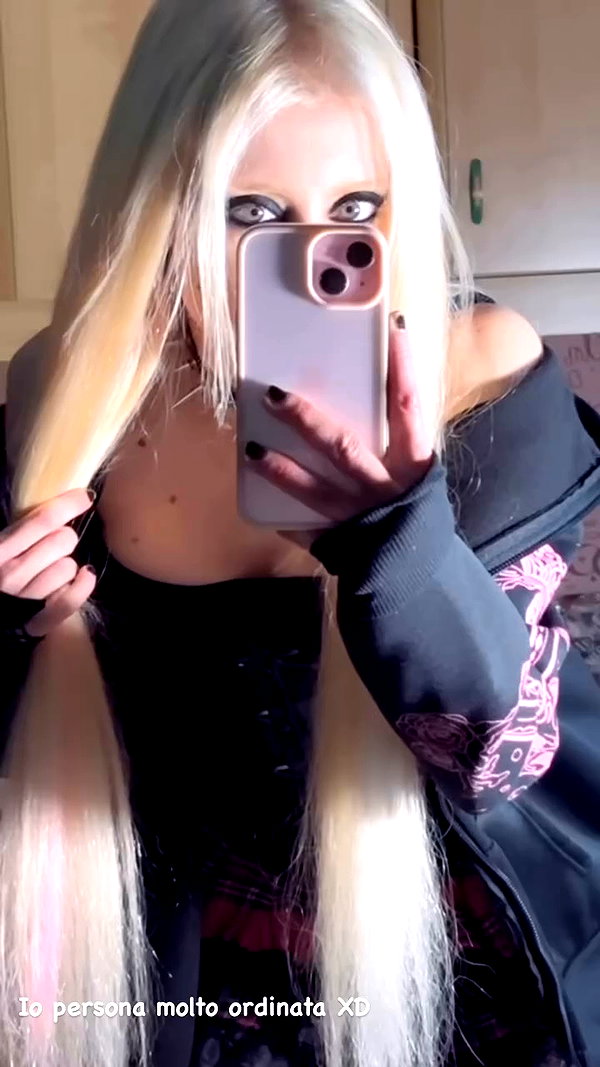 roxiechelon2 archive video preview
