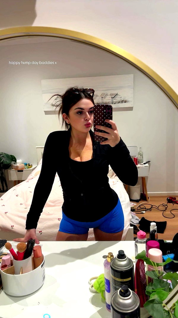sophie.murray__ archive video preview