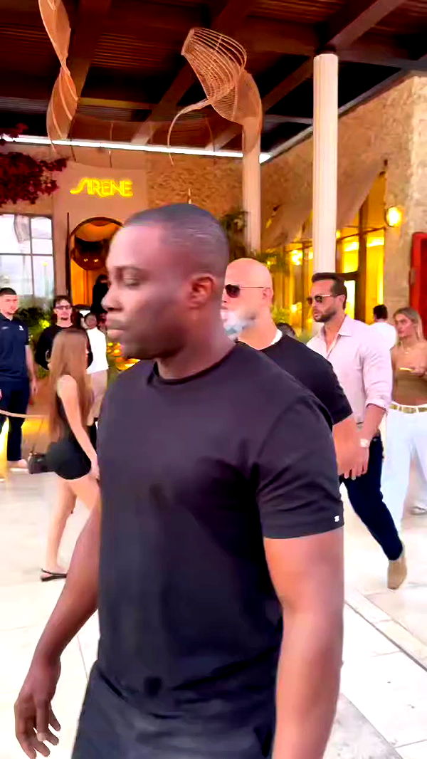 tateauraa archive video preview