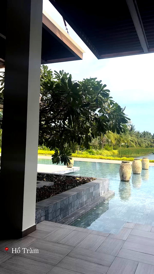 urstrulyvy archive video preview