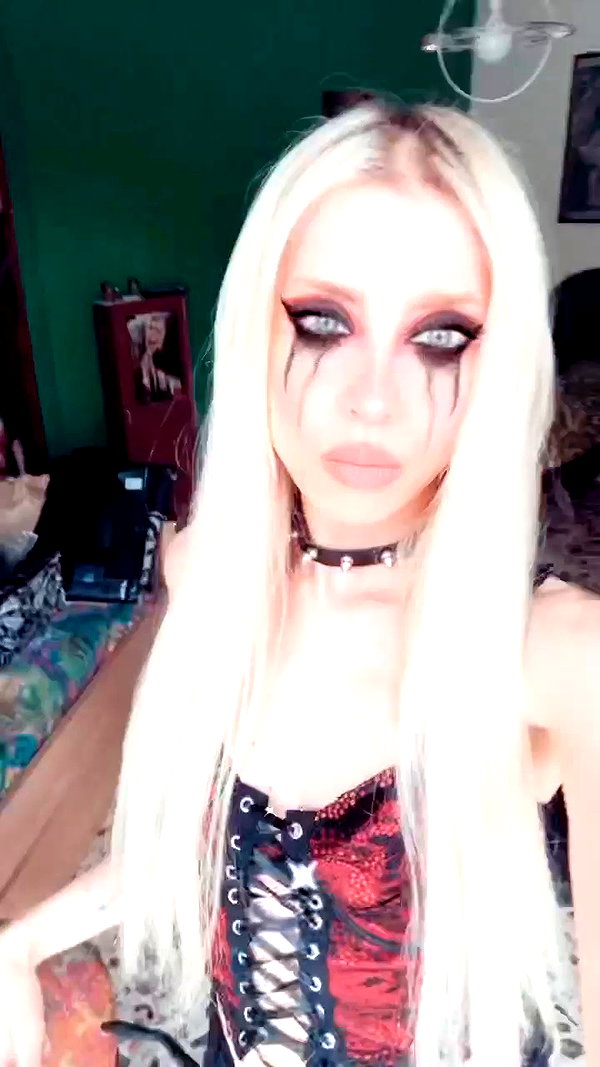 roxiechelon2 archive video preview