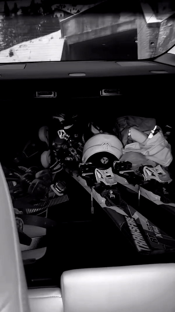 zaini.wiss archive video preview