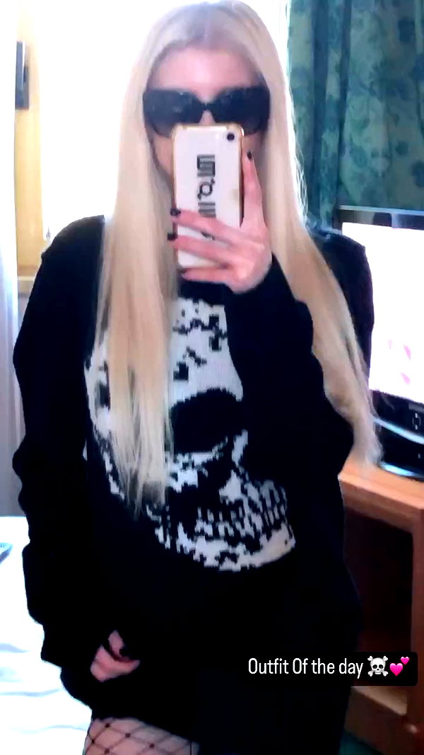 roxiechelon2 archive video preview