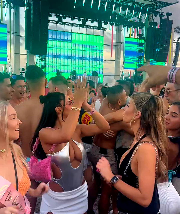 godbless_jess archive video preview