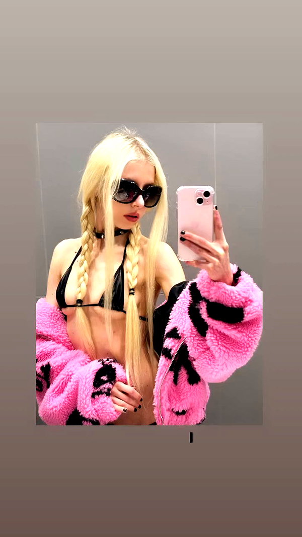 roxiechelon2 archive video preview