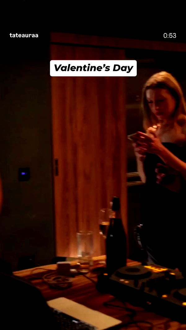 tateauraa archive video preview