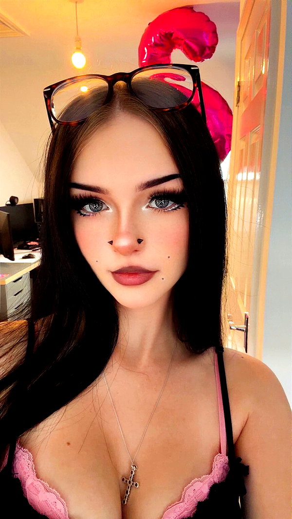 alice_hez archive video preview
