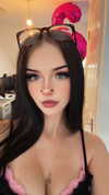 alice_hez Altpins Profile Picture