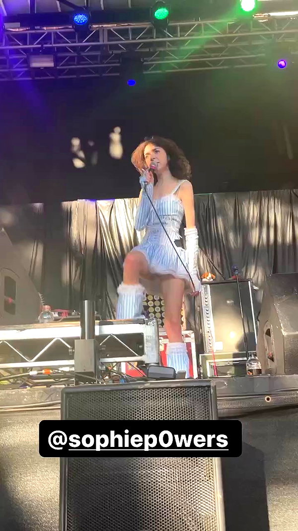 iluvmeww archive video preview