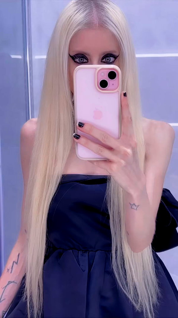 roxiechelon2 archive video preview