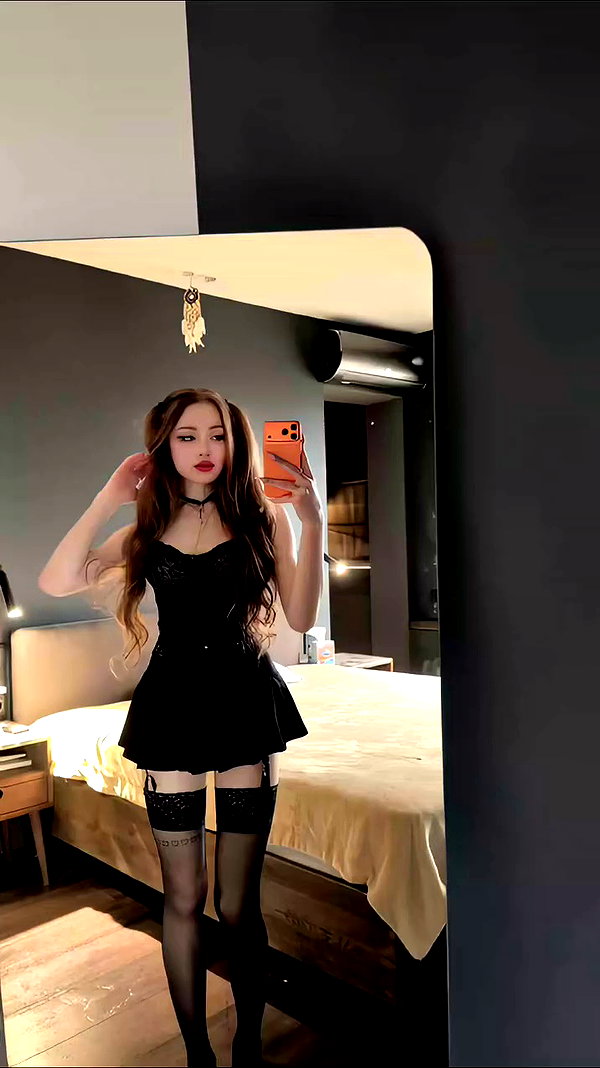 kissm.eliza archive video preview