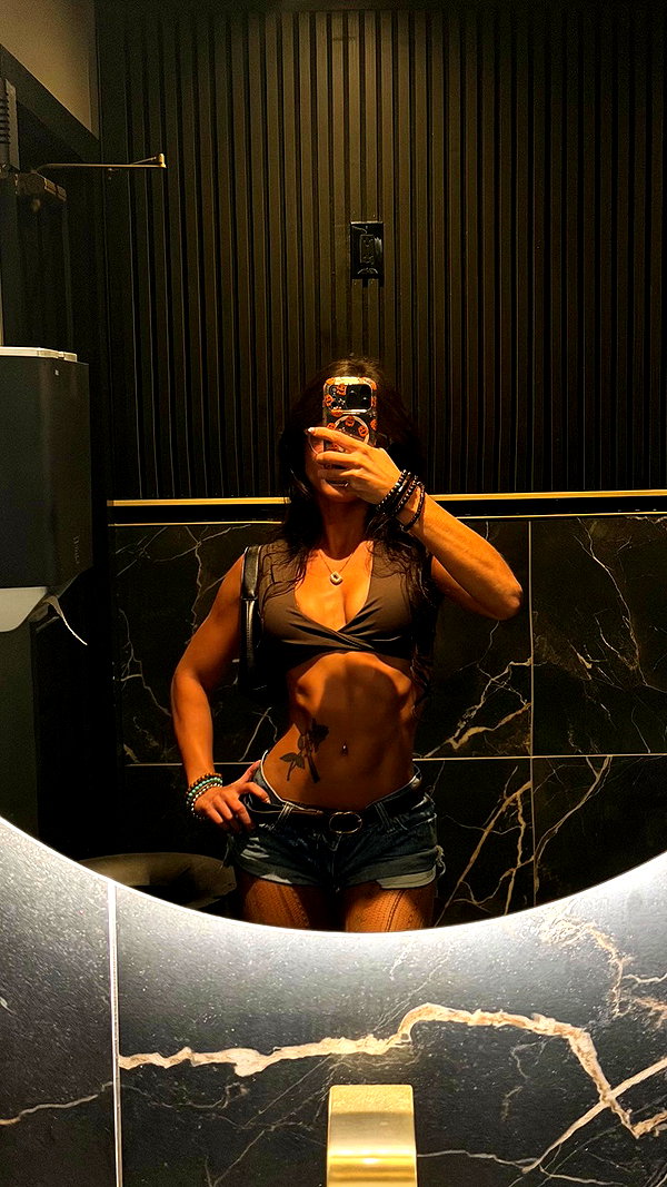 daniellebarnaa archive video preview