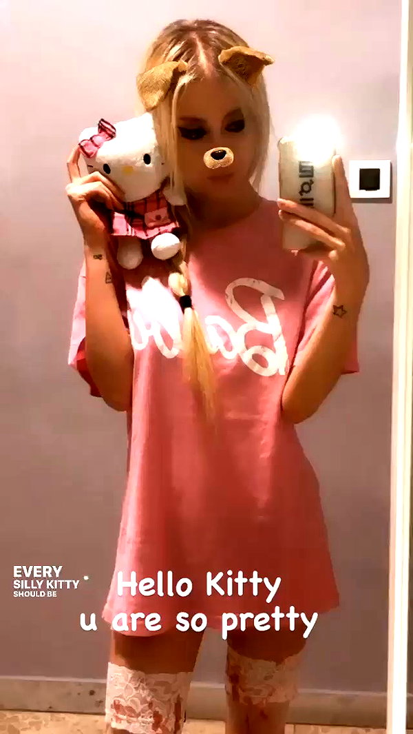 roxiechelon2 archive video preview
