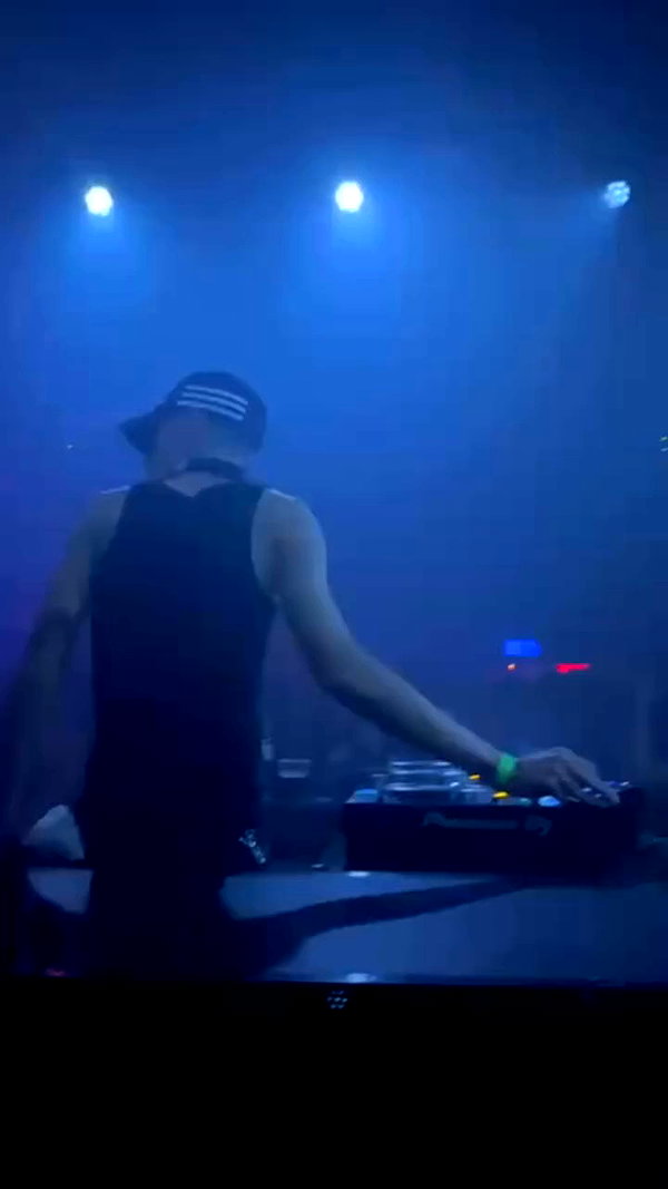 sh1rawein archive video preview