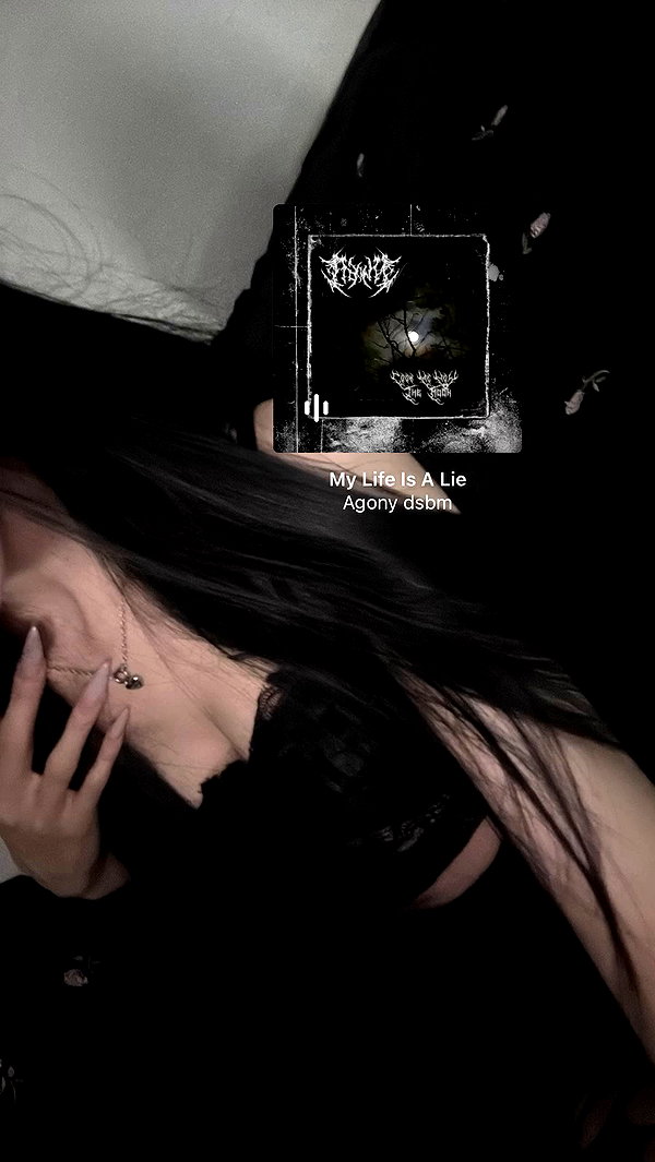 _lia.moon archive video preview