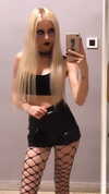 roxiechelon2 Altpins Profile Picture